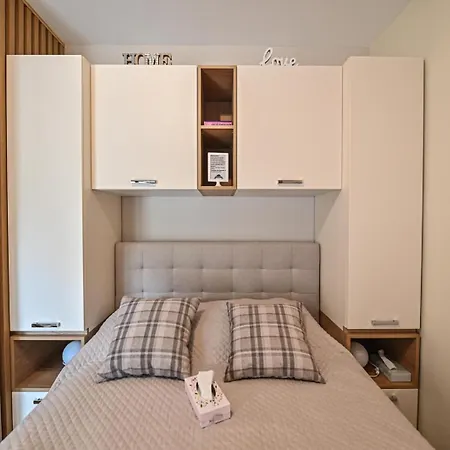 Mb Tara Apartment
